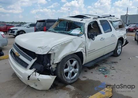 2013 Chevrolet Suburban 1500 Ltz из США, поврежденный, VIN 1GNSCKE03DR296290